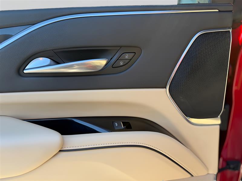 Cadillac Escalade Premium Luxury AWD 2021