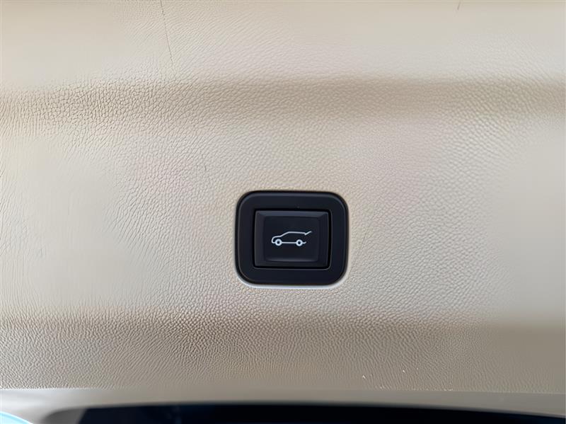 Cadillac Escalade Premium Luxury AWD 2021