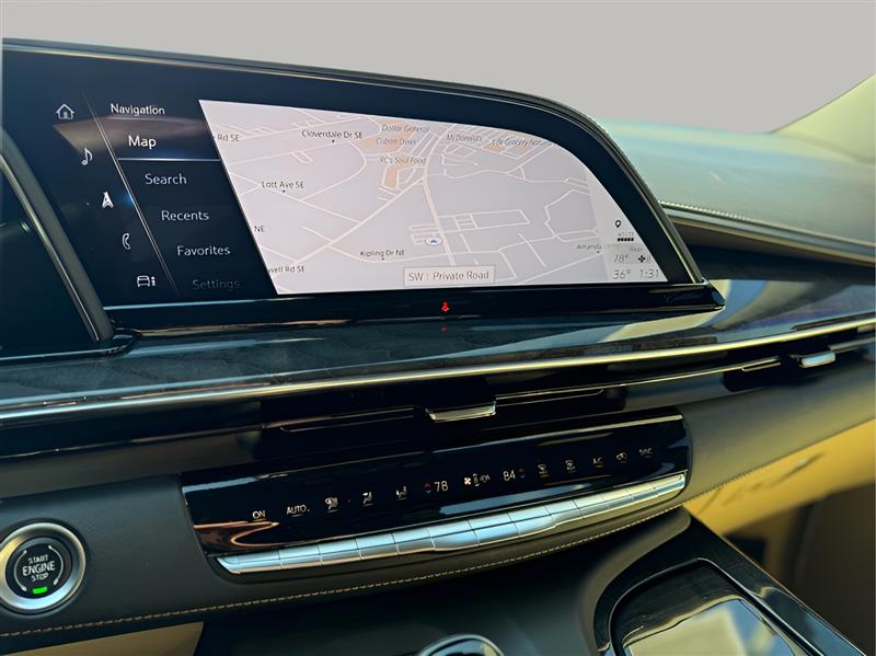 Cadillac Escalade Premium Luxury AWD 2021