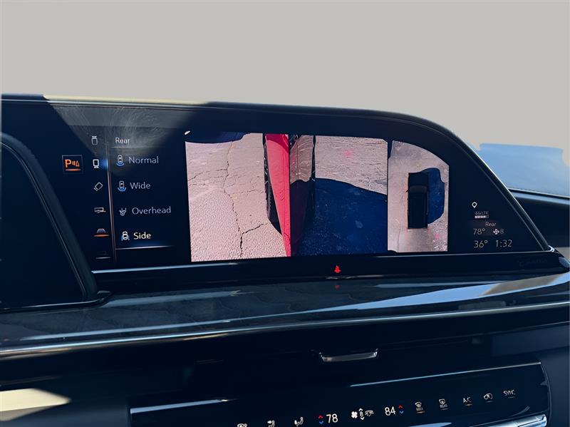 Cadillac Escalade Premium Luxury AWD 2021