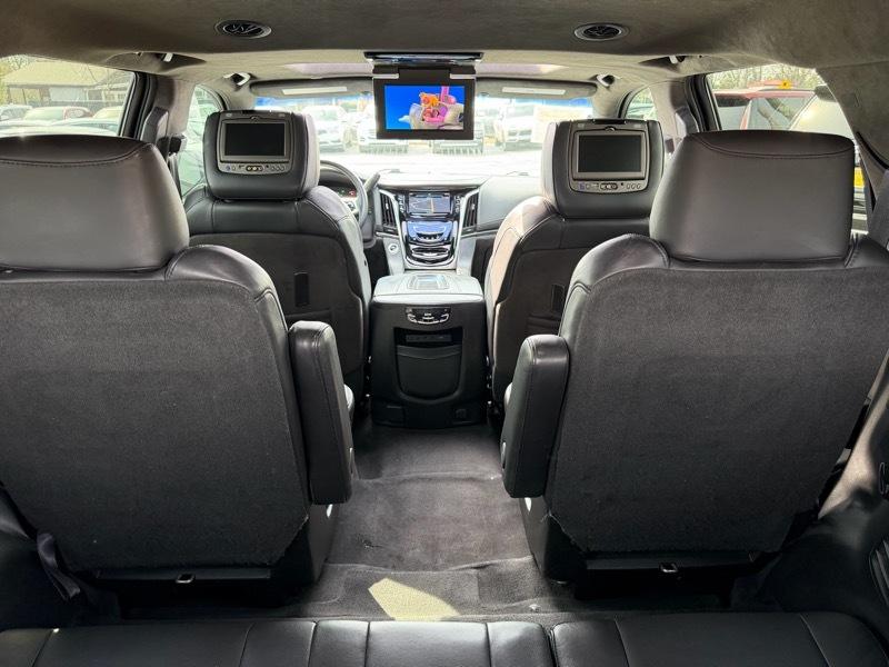 Cadillac Escalade Platinum 4WD 2018