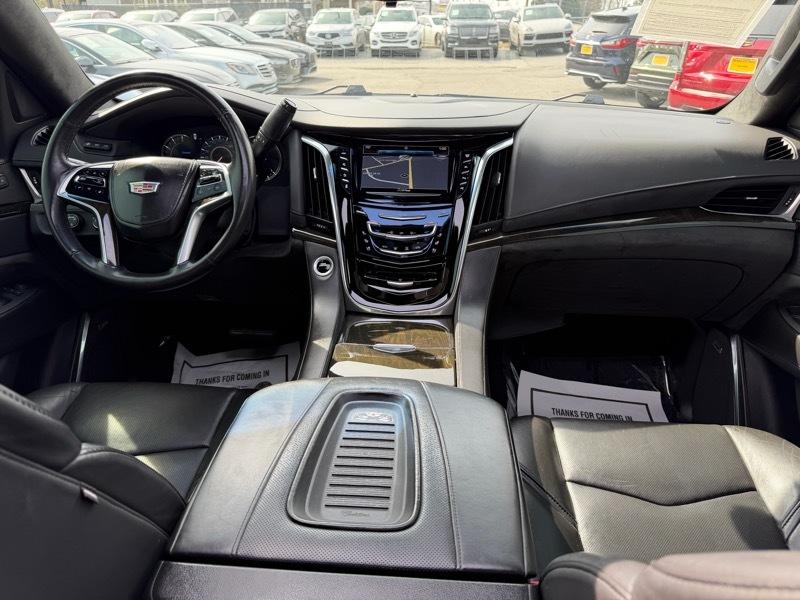 Cadillac Escalade Platinum 4WD 2018