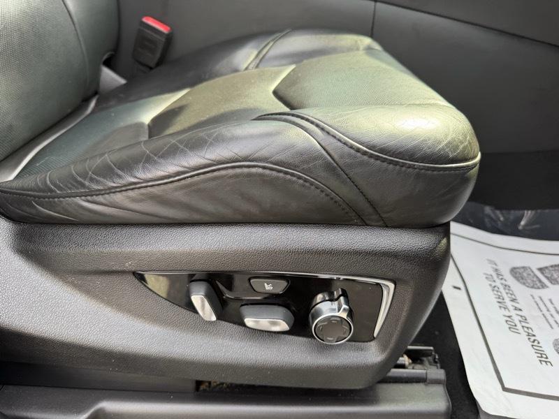 Cadillac Escalade Platinum 4WD 2018