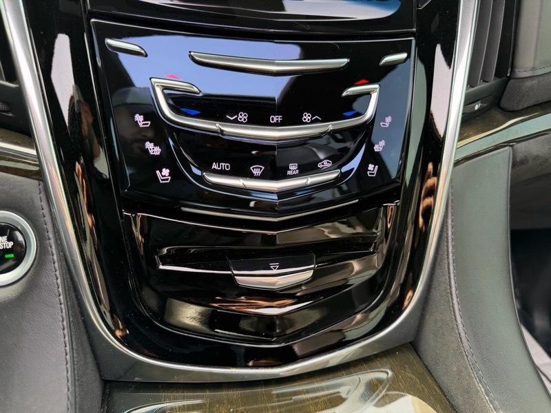 Cadillac Escalade Platinum 4WD 2018