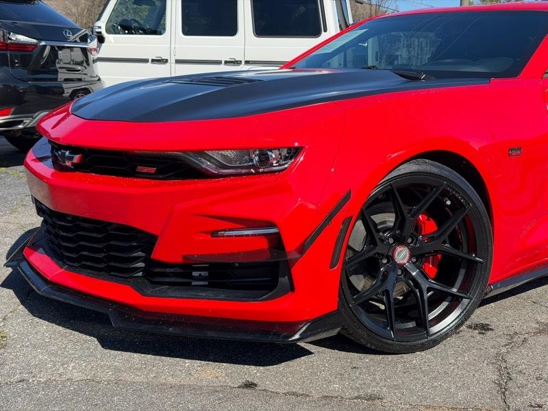 Chevrolet Camaro 1SS 2D Coupe 2021