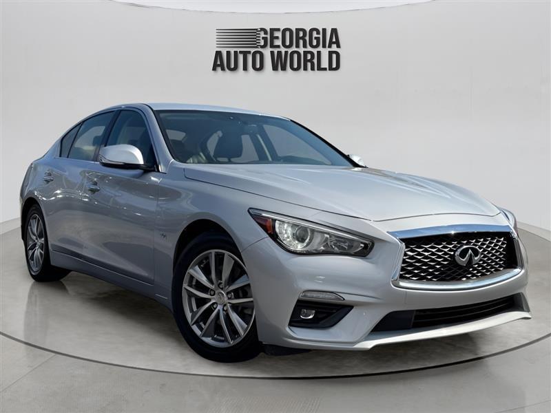 Infiniti Q50 3.0t LUXE 2020