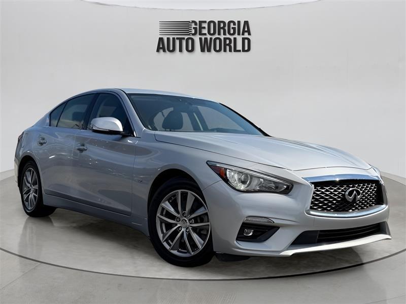 Infiniti Q50 3.0t LUXE 2020