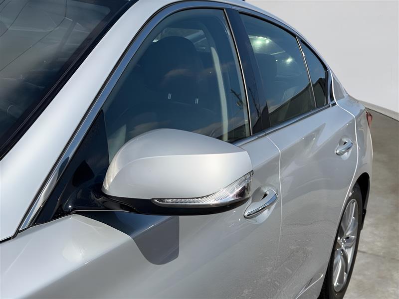 Infiniti Q50 3.0t LUXE 2020