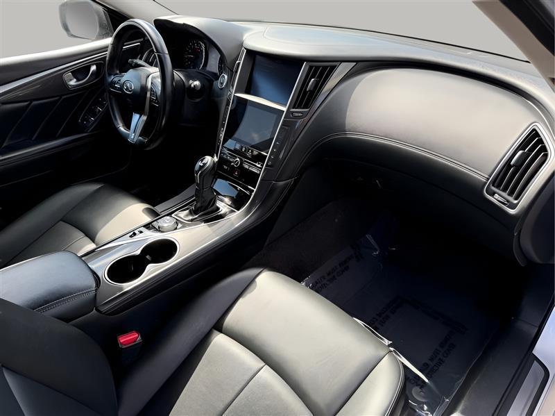 Infiniti Q50 3.0t LUXE 2020