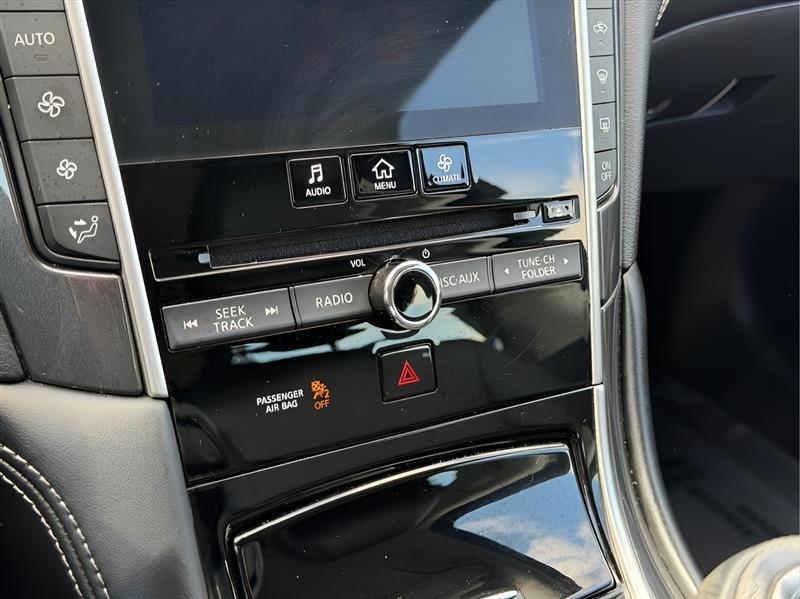 Infiniti Q50 3.0t LUXE 2020