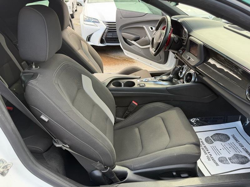 Chevrolet Camaro 1LT 2D Coupe 2022