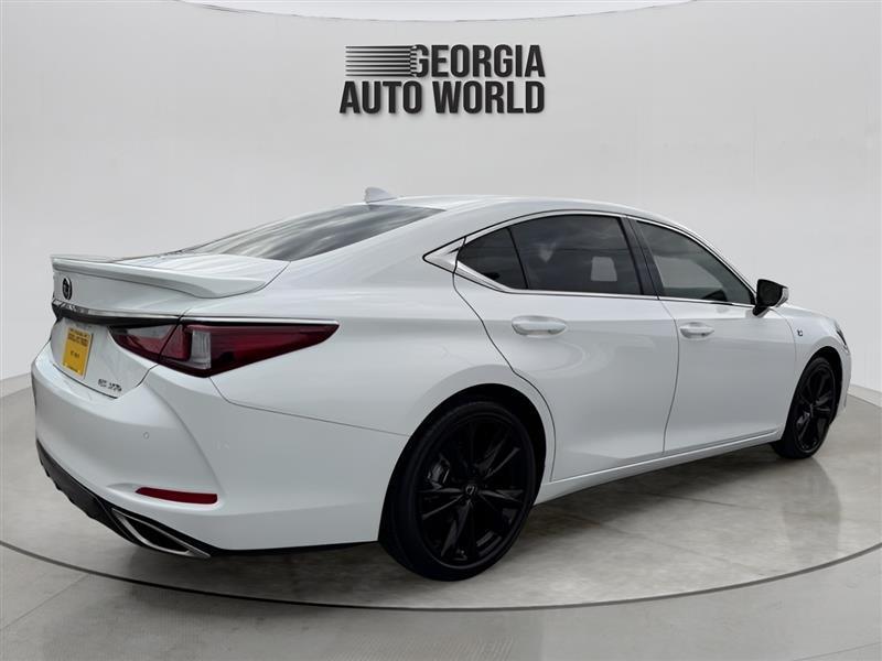 Lexus ES 350 F SPORT 2023