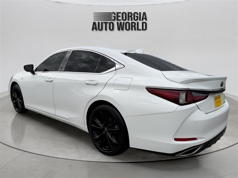 Lexus ES 350 F SPORT 2023