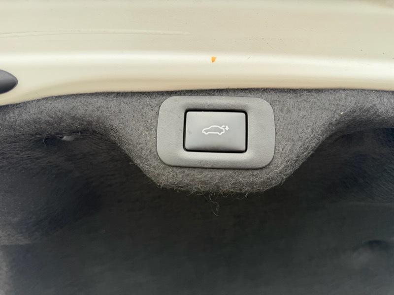 Lexus ES 350 F SPORT 2023