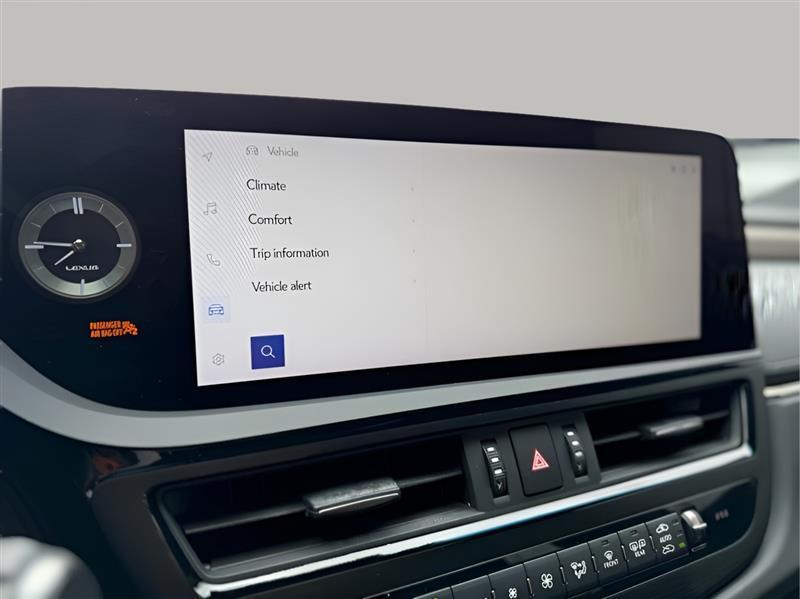 Lexus ES 350 F SPORT 2023