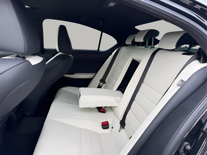 Lexus IS F SPORT 350 RWD 2022