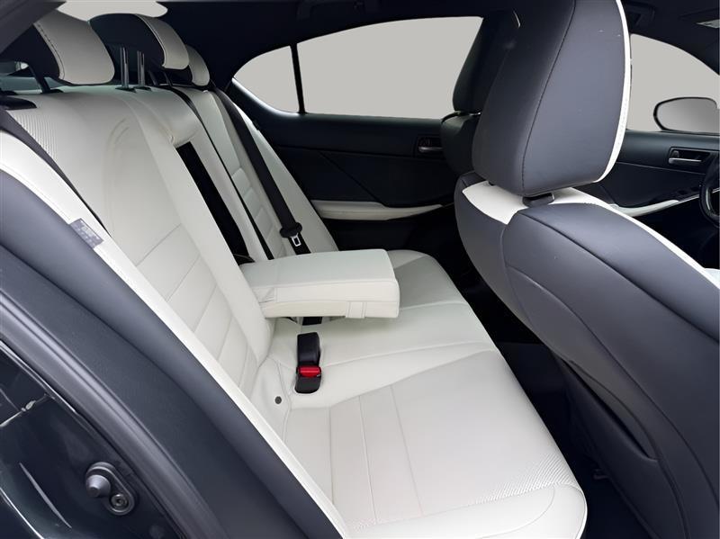 Lexus IS F SPORT 350 RWD 2022