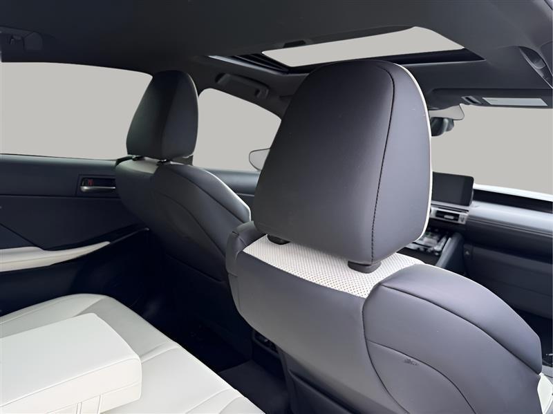 Lexus IS F SPORT 350 RWD 2022