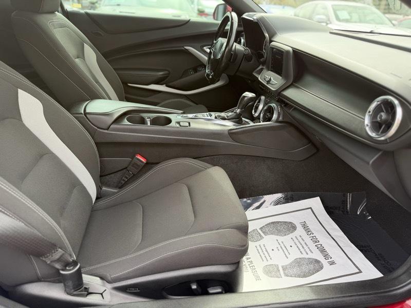 Chevrolet Camaro LT1 2D Coupe 2020