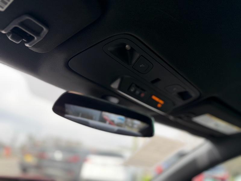 Chevrolet Camaro LT1 2D Coupe 2020