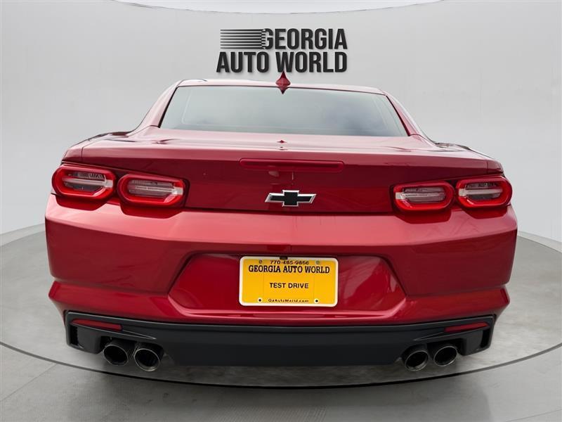 Chevrolet Camaro LT1 2D Coupe 2020