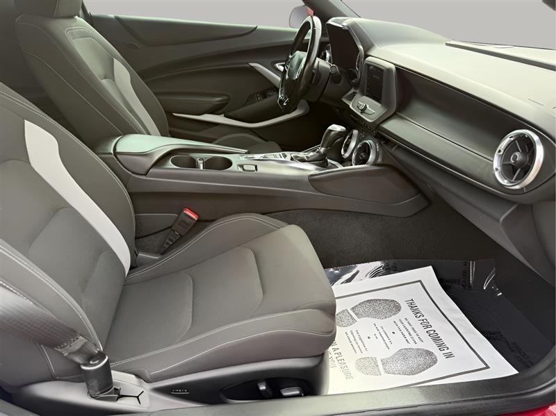 Chevrolet Camaro LT1 2D Coupe 2020