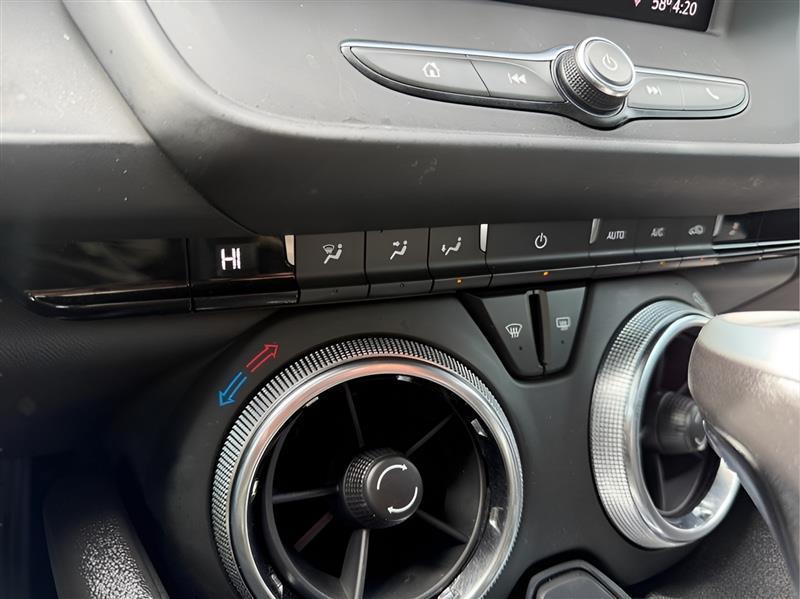 Chevrolet Camaro LT1 2D Coupe 2020