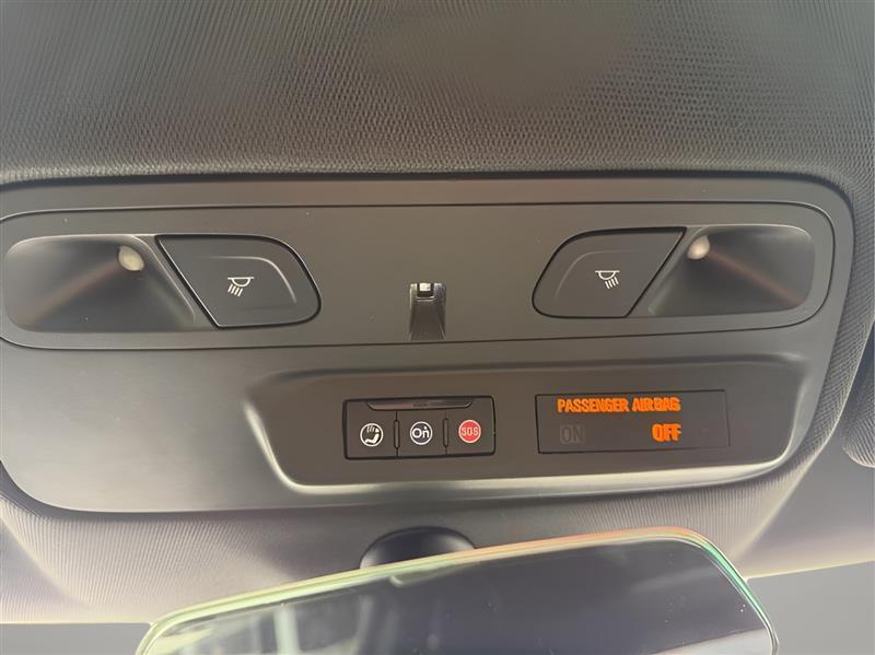 Chevrolet Camaro LT1 2D Coupe 2020