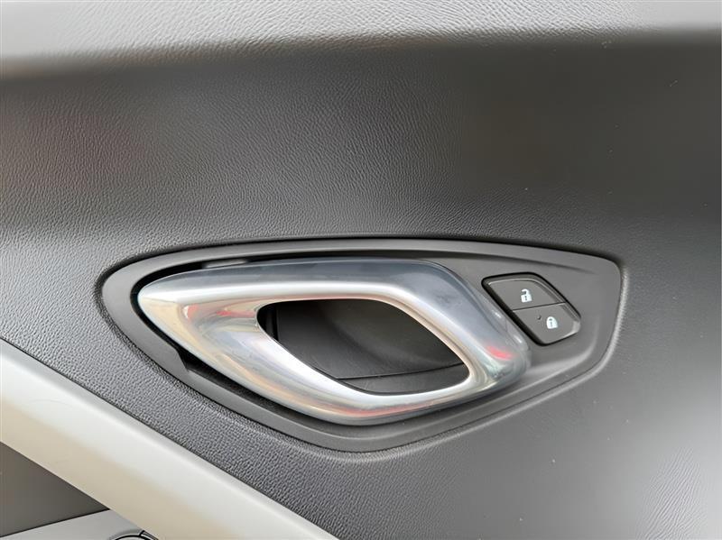 Chevrolet Camaro LT1 2D Coupe 2020