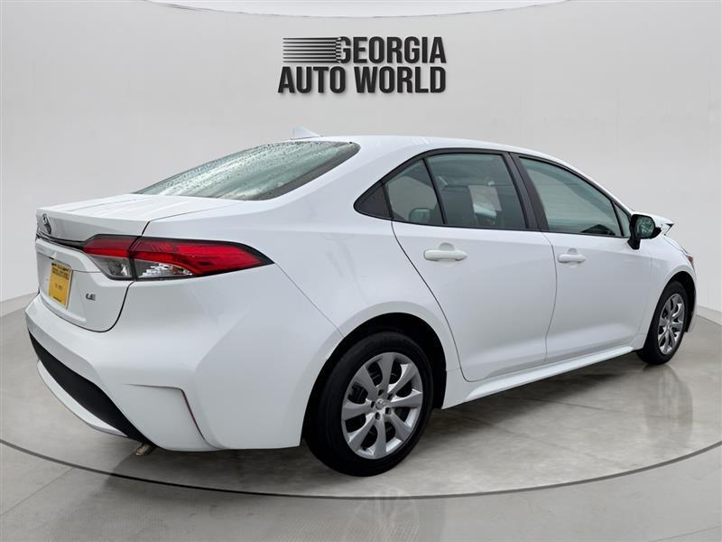 Toyota Corolla LE 2021