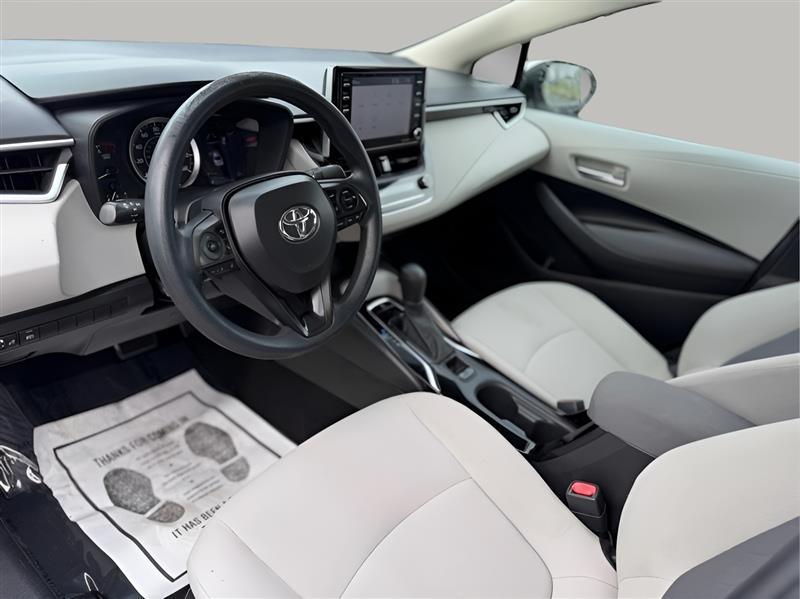 Toyota Corolla LE 2021