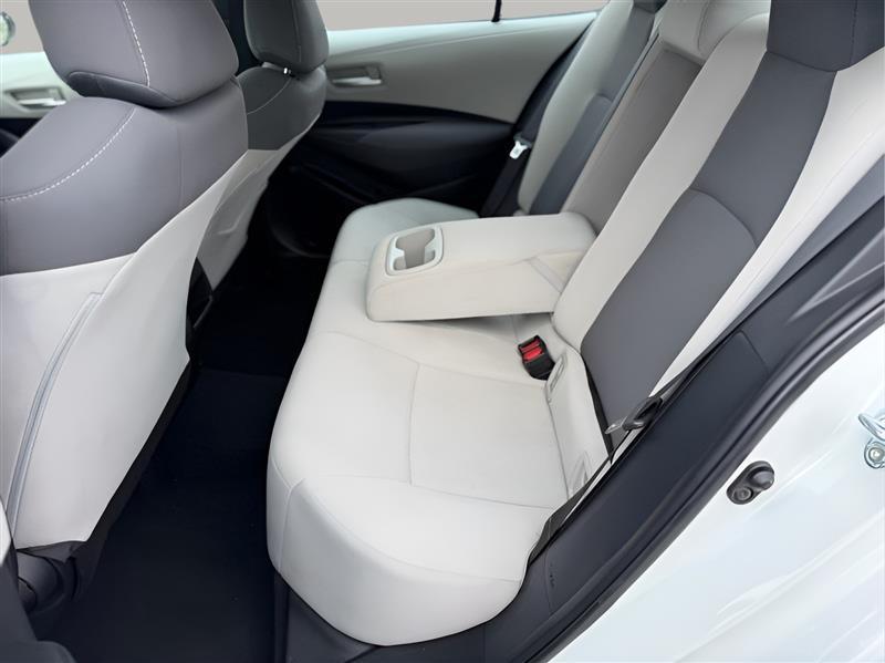 Toyota Corolla LE 2021