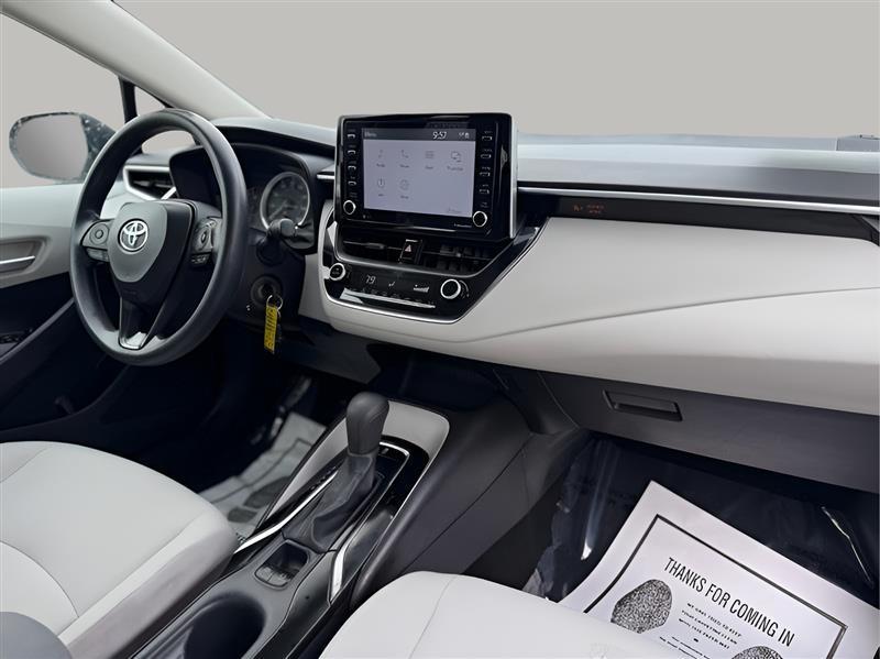 Toyota Corolla LE 2021