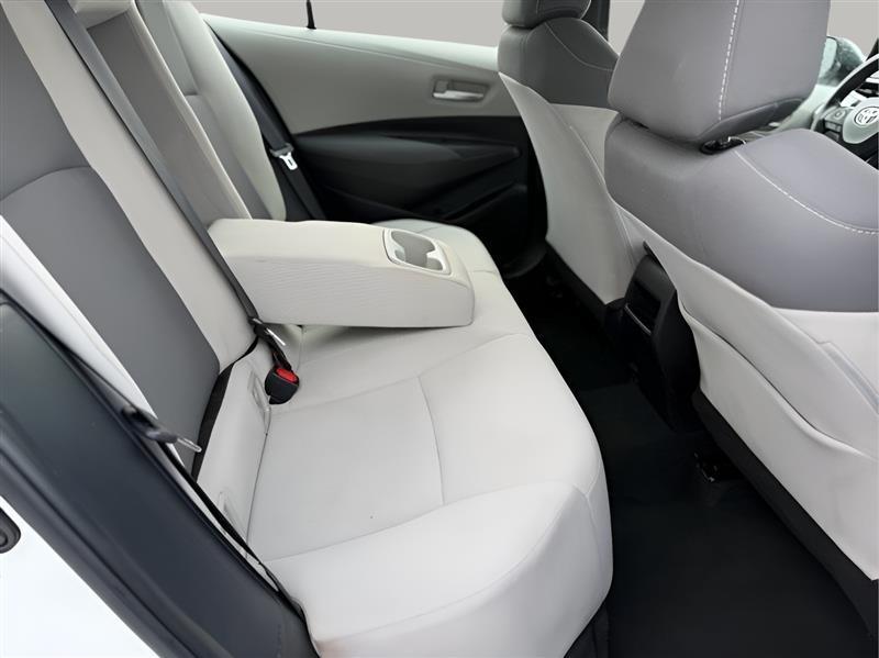 Toyota Corolla LE 2021