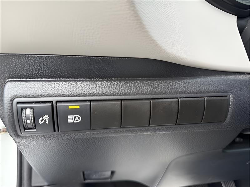 Toyota Corolla LE 2021