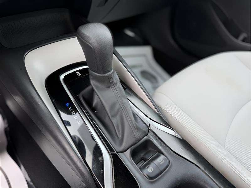 Toyota Corolla LE 2021