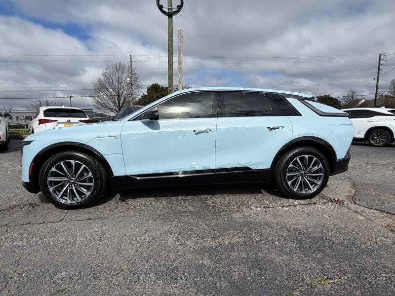 Cadillac Lyriq Sport-3 2024