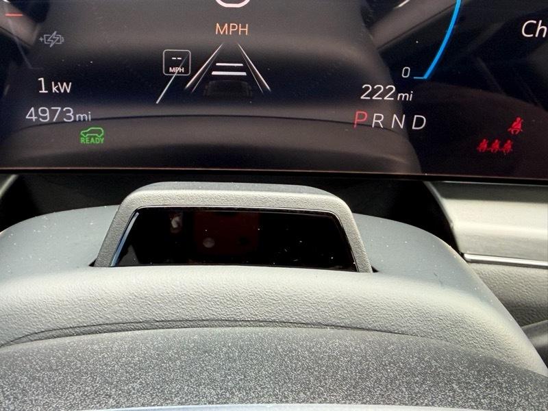 Cadillac Lyriq Sport-3 2024