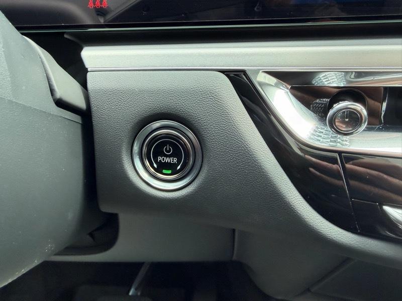 Cadillac Lyriq Sport-3 2024