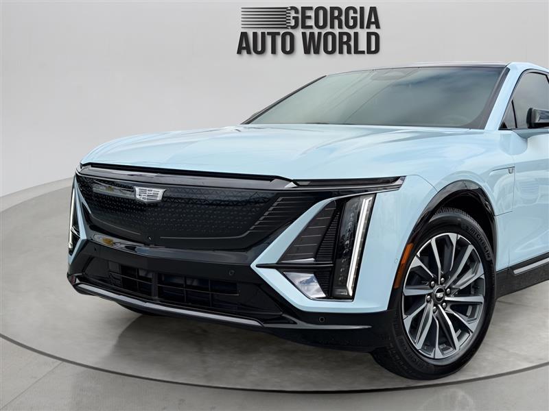 Cadillac Lyriq Sport-3 2024