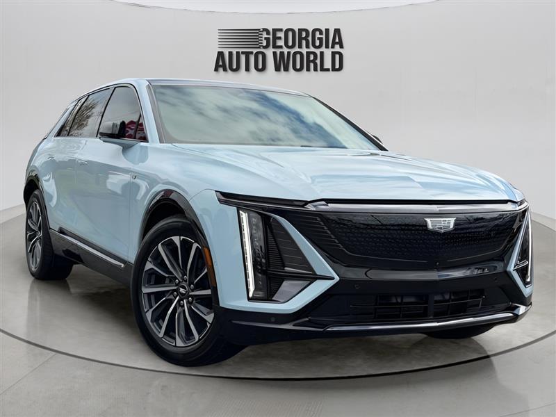 Cadillac Lyriq Sport-3 2024