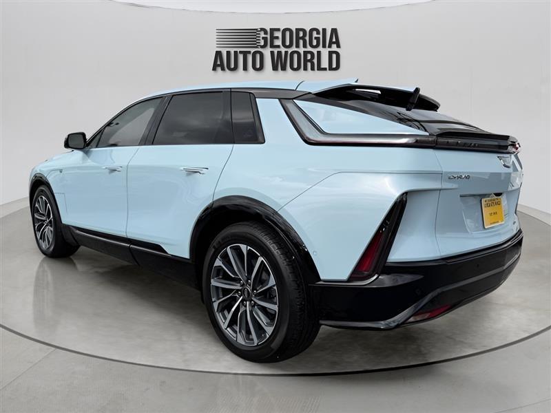 Cadillac Lyriq Sport-3 2024