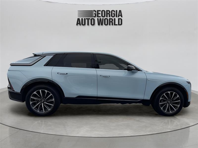 Cadillac Lyriq Sport-3 2024