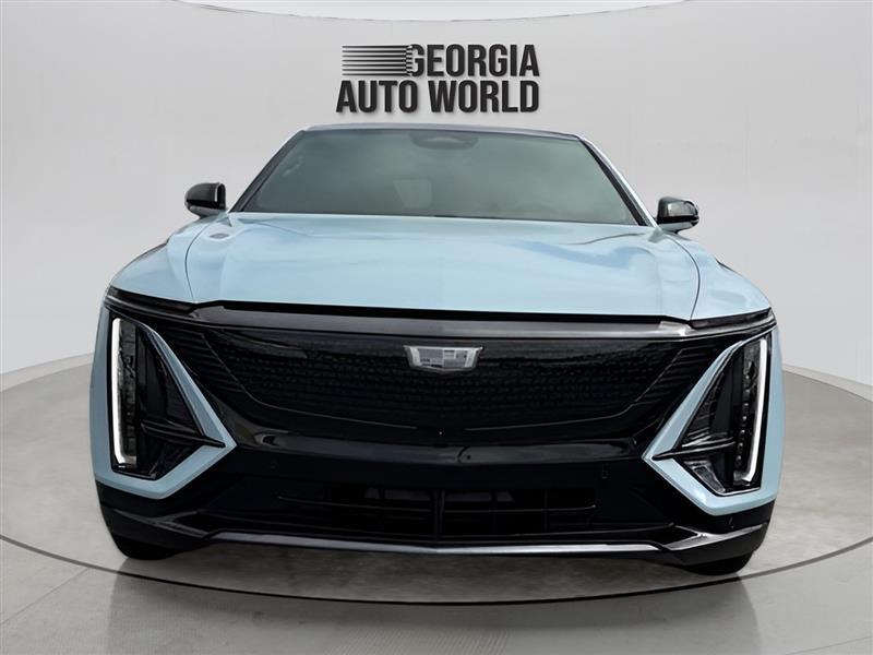 Cadillac Lyriq Sport-3 2024