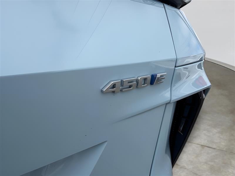 Cadillac Lyriq Sport-3 2024