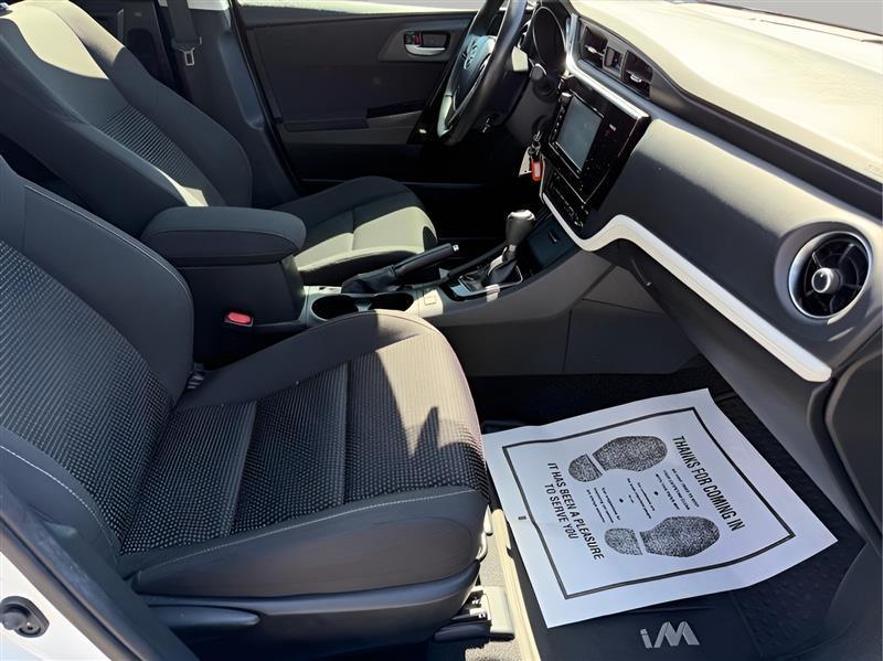 Toyota Corolla iM 4D Hatchback at 2017