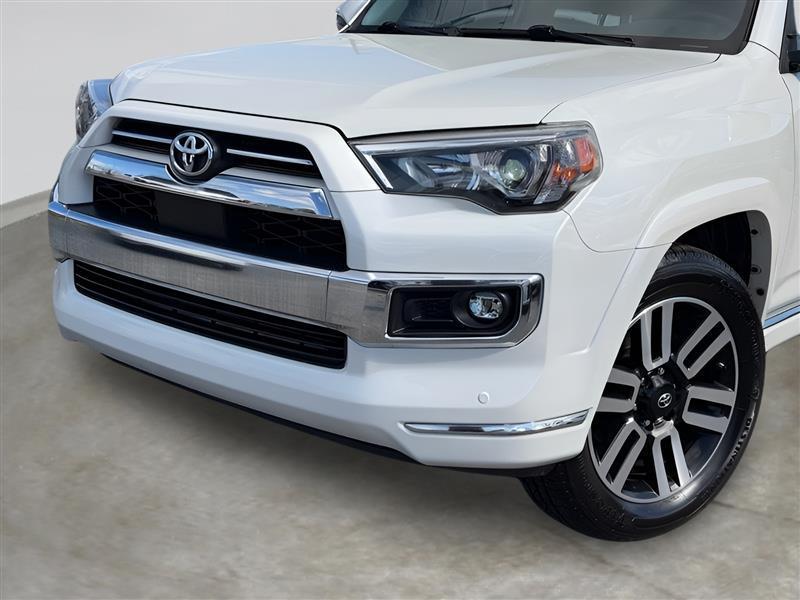 Toyota 4Runner Limited 4WD 2021