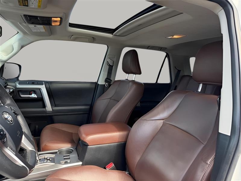 Toyota 4Runner Limited 4WD 2021