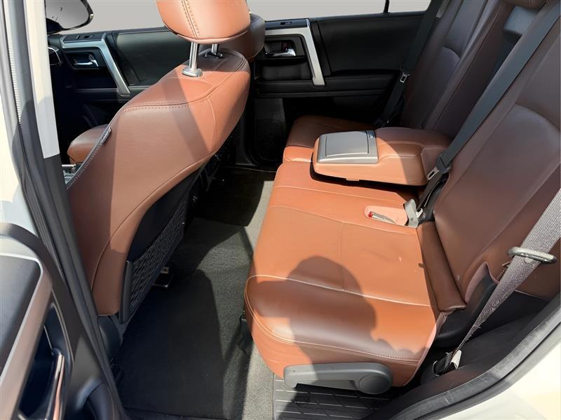 Toyota 4Runner Limited 4WD 2021