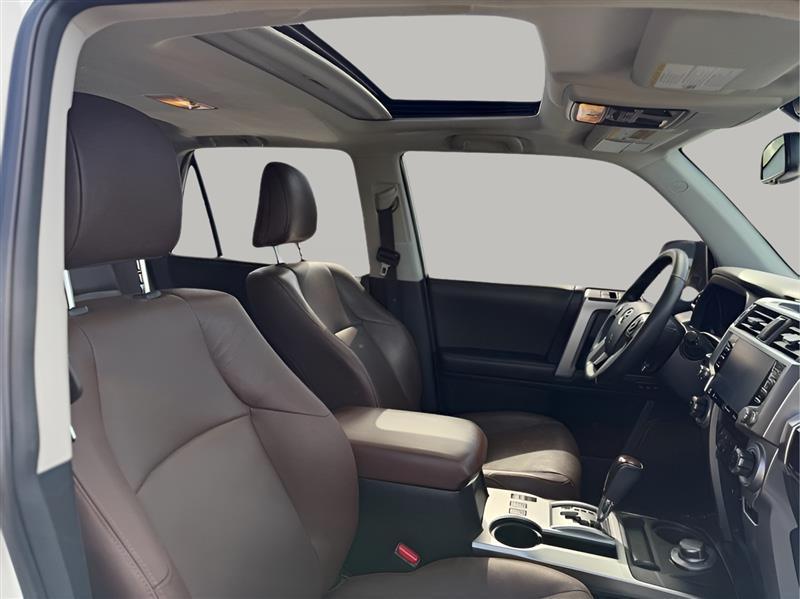 Toyota 4Runner Limited 4WD 2021